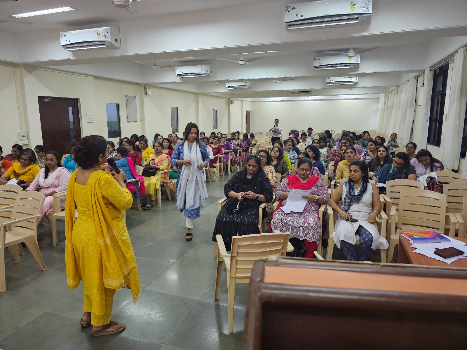Awareness lecture on brain health at Fr Agnel Arts and Commerce College